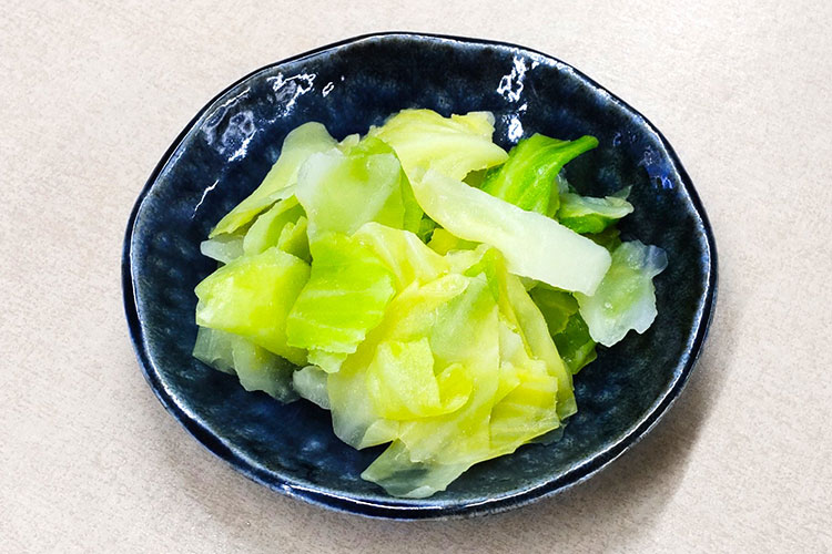 乱切りキャベツ（自然解凍）